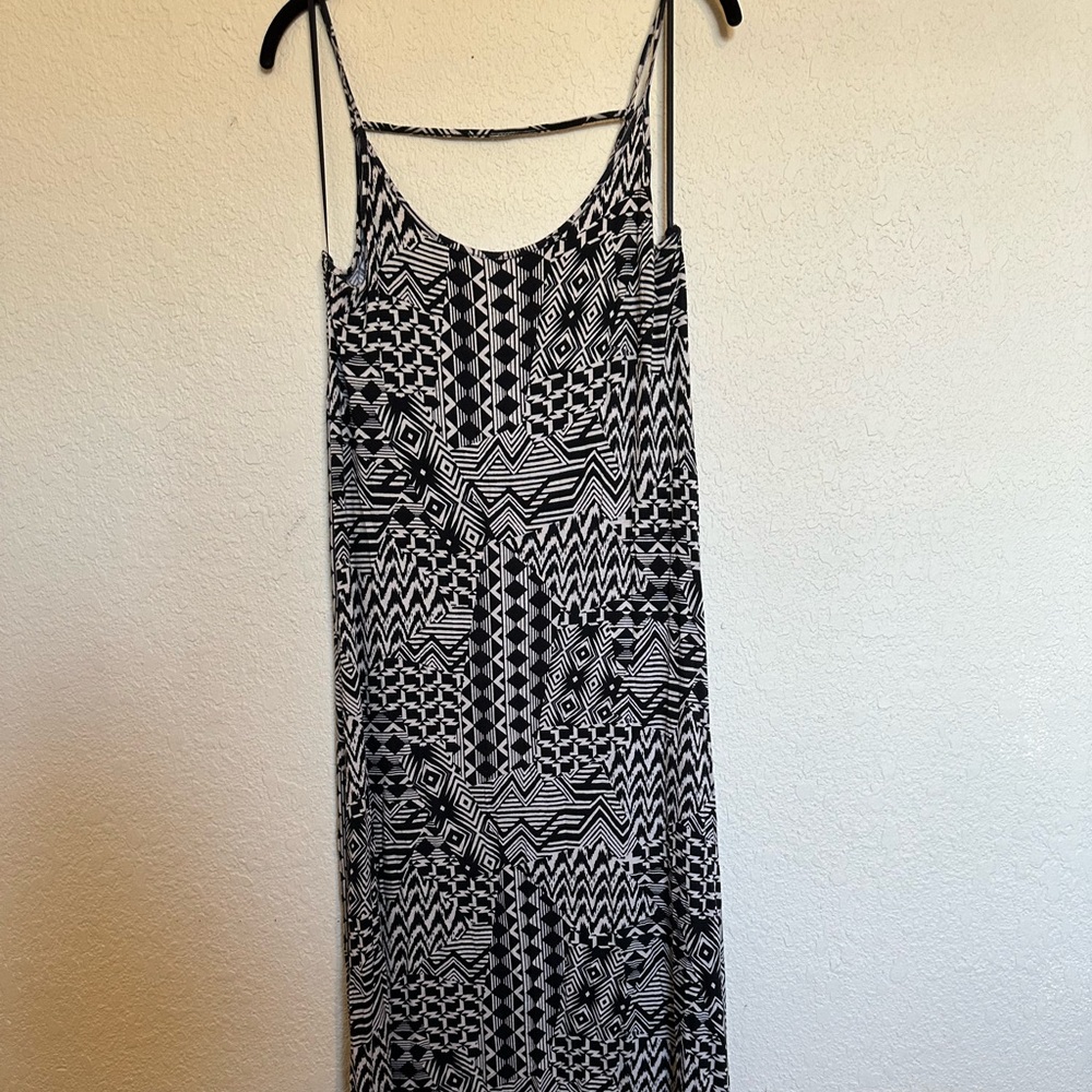 Dress spaghetti strap maxi dress. size L.